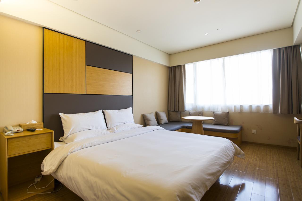 Ji Hotel Dujiangyan Чънду Екстериор снимка