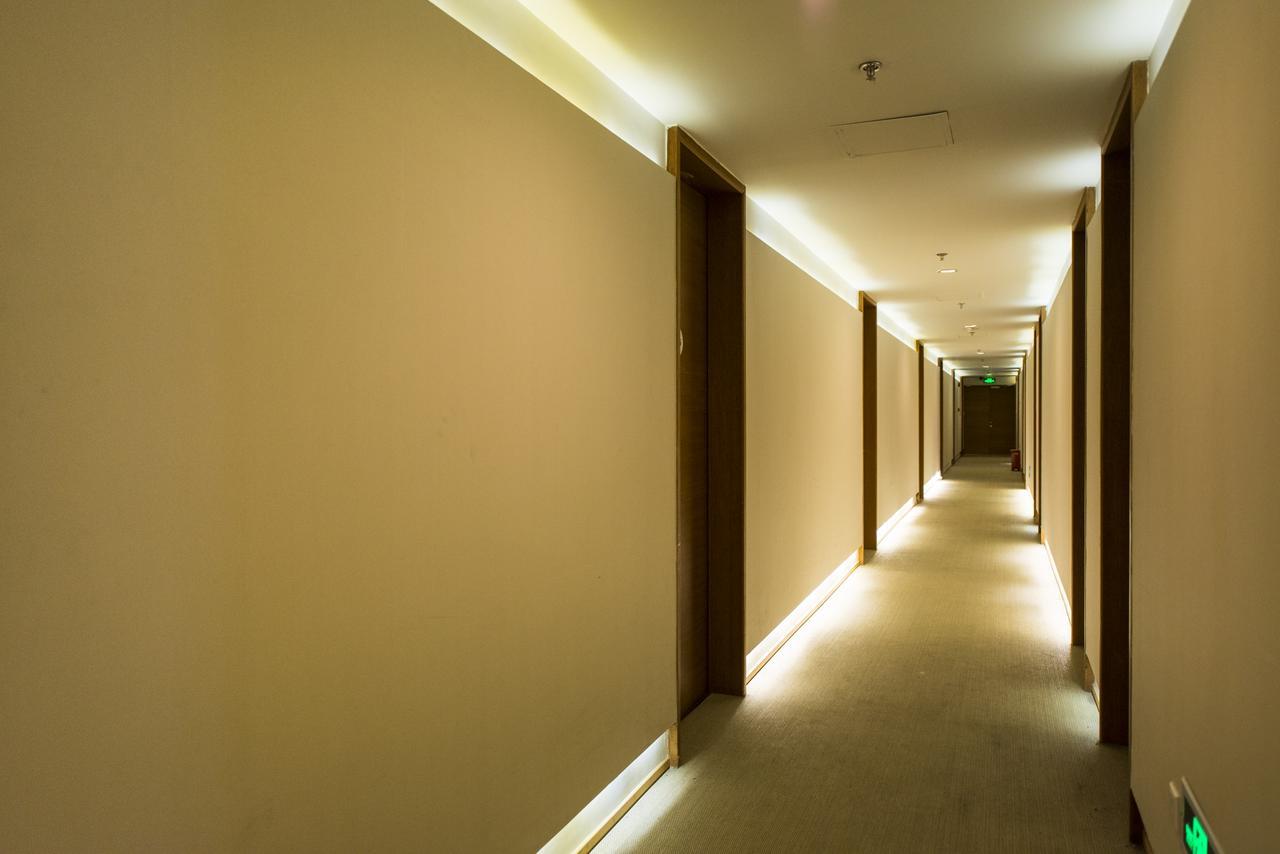 Ji Hotel Dujiangyan Чънду Екстериор снимка